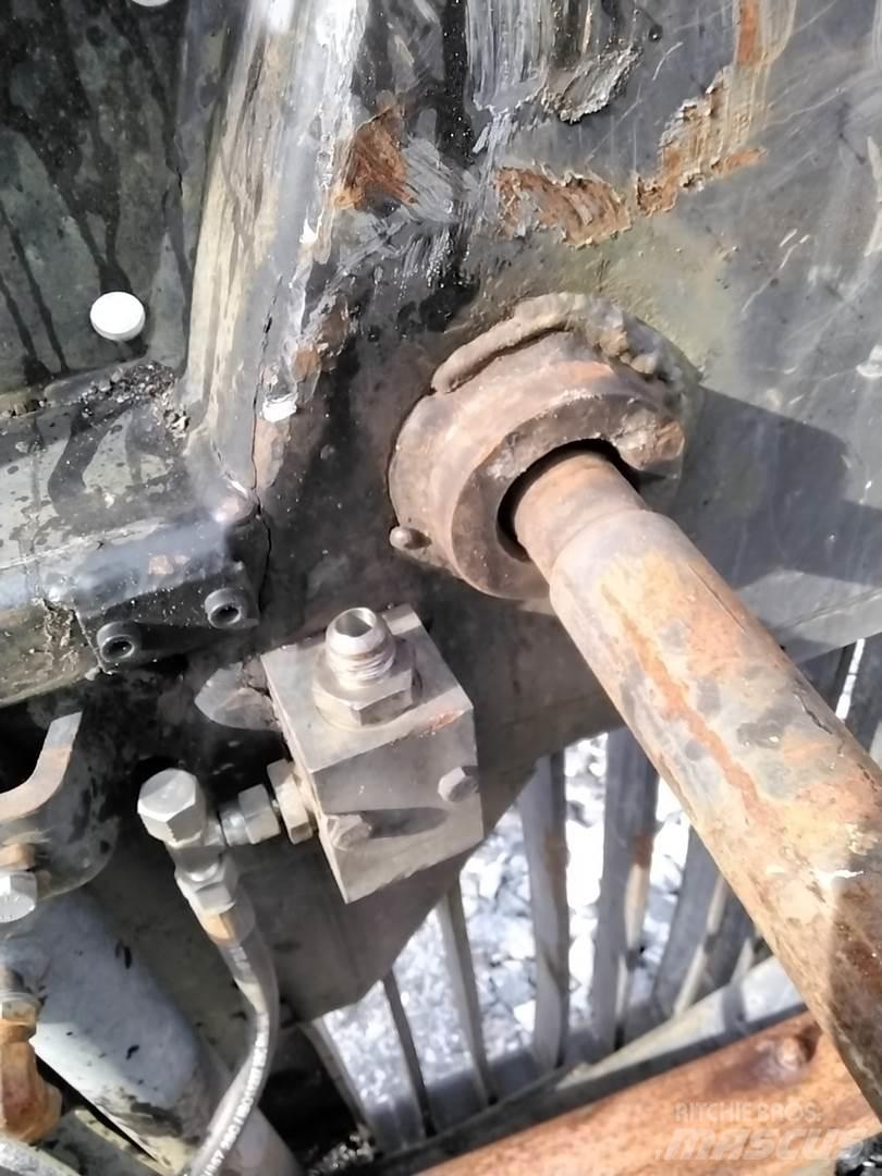 Valmet 860.4 Ďalšie komponenty