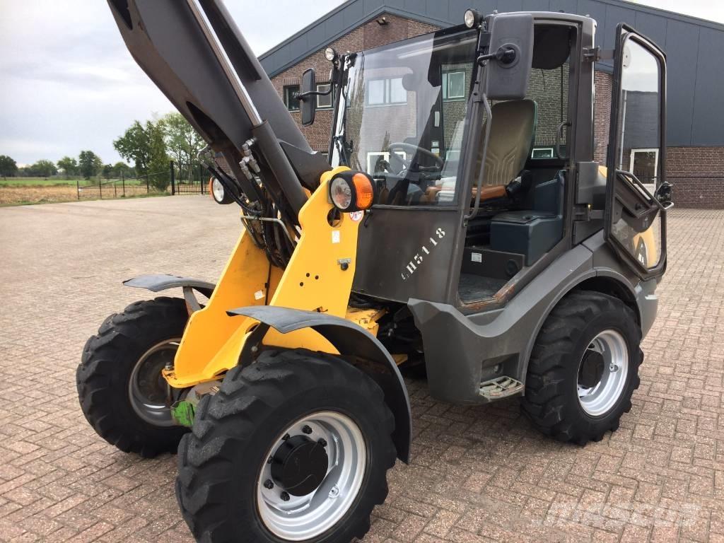 Mecalac AX 850 Kolesové nakladače