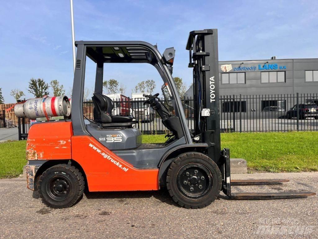 Toyota 02-8FGJF35 LPG vozíky