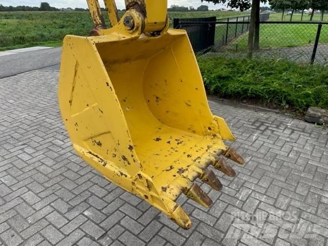 Komatsu PC60-5 Pásové rýpadlá
