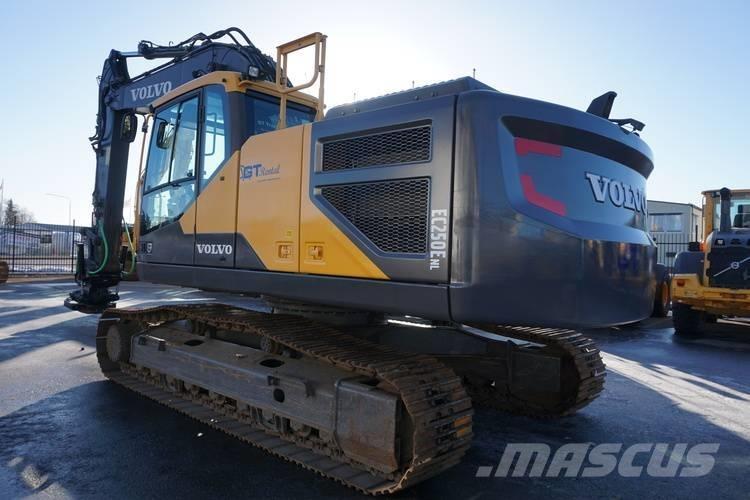 Volvo EC 250 E NL Pásové rýpadlá