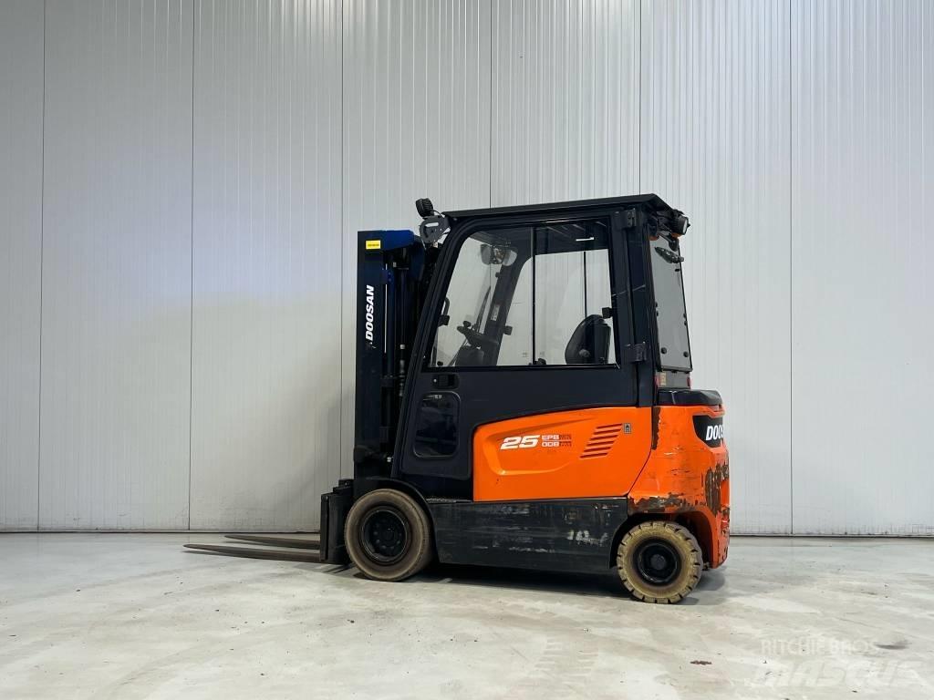 Doosan B25X-7 Akumulátorové vozíky