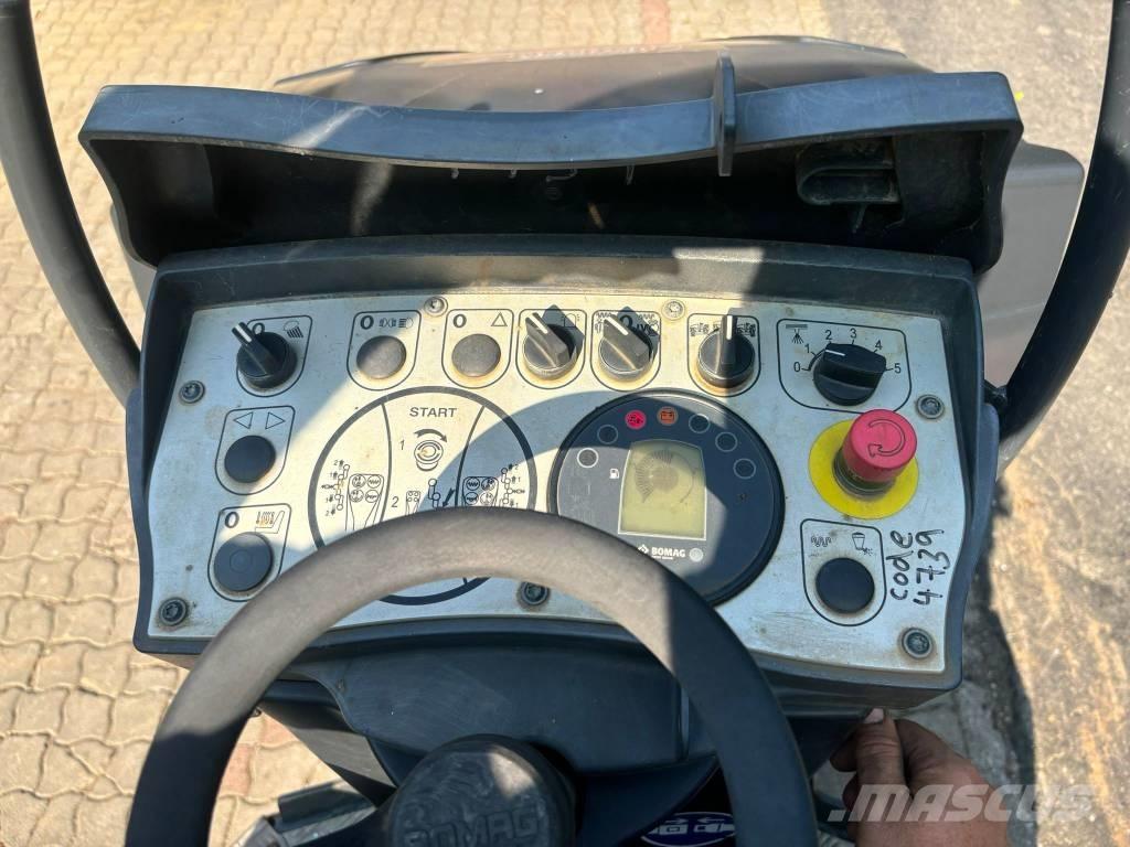 Bomag BW 120 AD-5 Tandemové valce