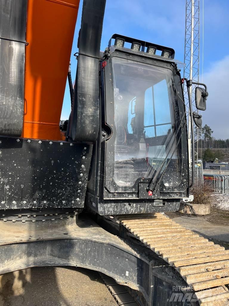 Doosan DX 300 LC-7 Pásové rýpadlá
