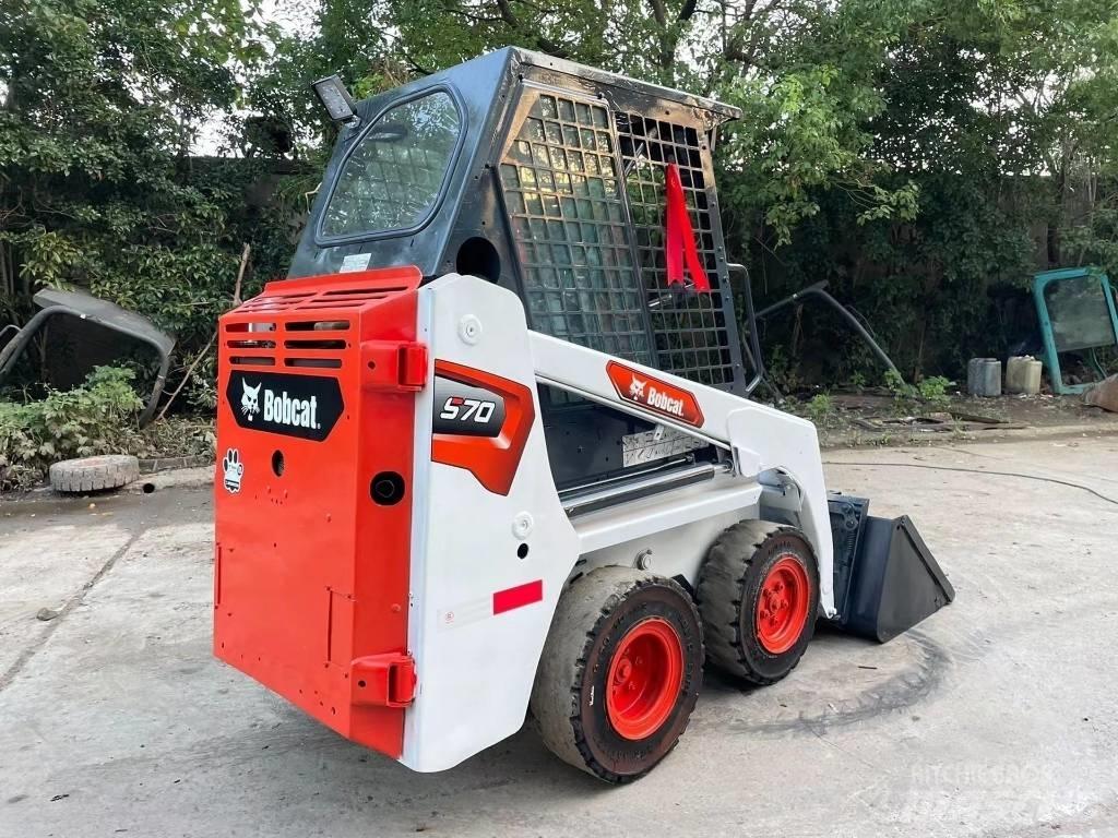 Bobcat S70 Šmykom riadené nakladače