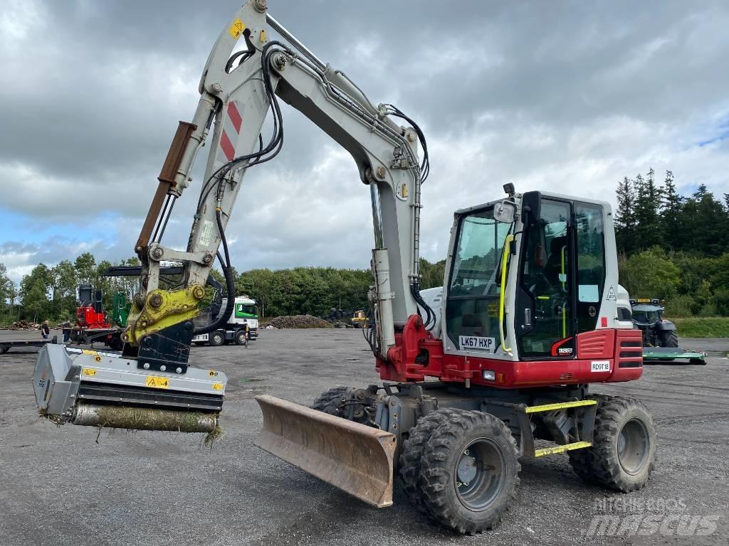Takeuchi TB 295 W Kolesové rýpadlá