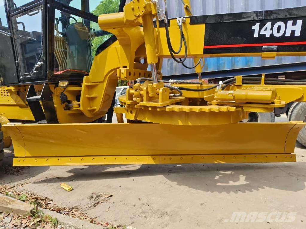 CAT 120 H Grejdery
