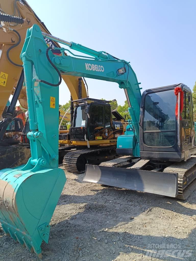 Kobelco SK 75 Midi rýpadlá 7 t - 12 t