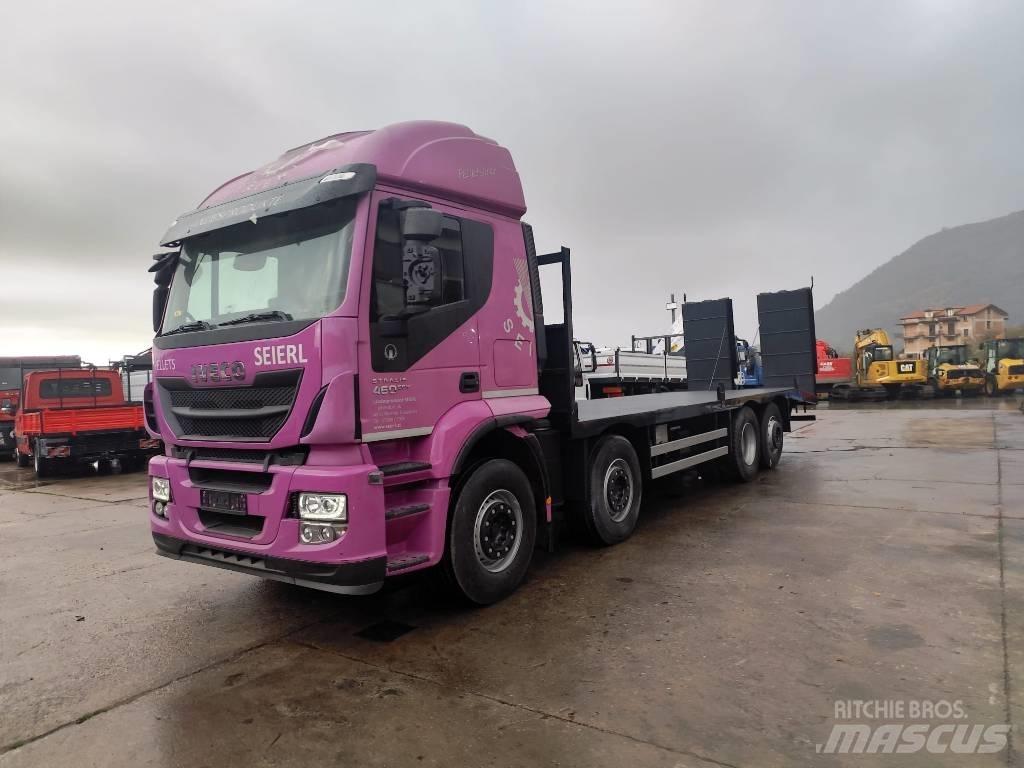 Iveco STRALIS 320S46 Valník s navijakom