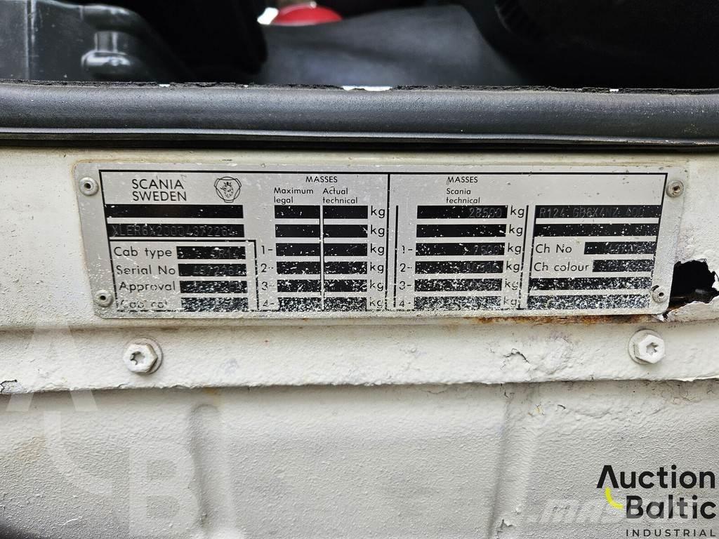 Scania R 124 GB Lesné traktory