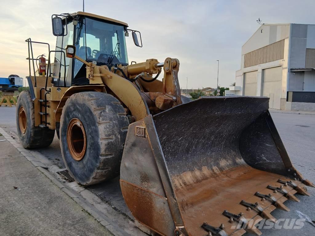 CAT 966 G series II Kolesové nakladače