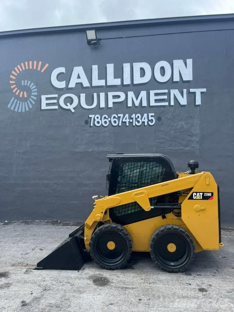 CAT 226 D Šmykom riadené nakladače