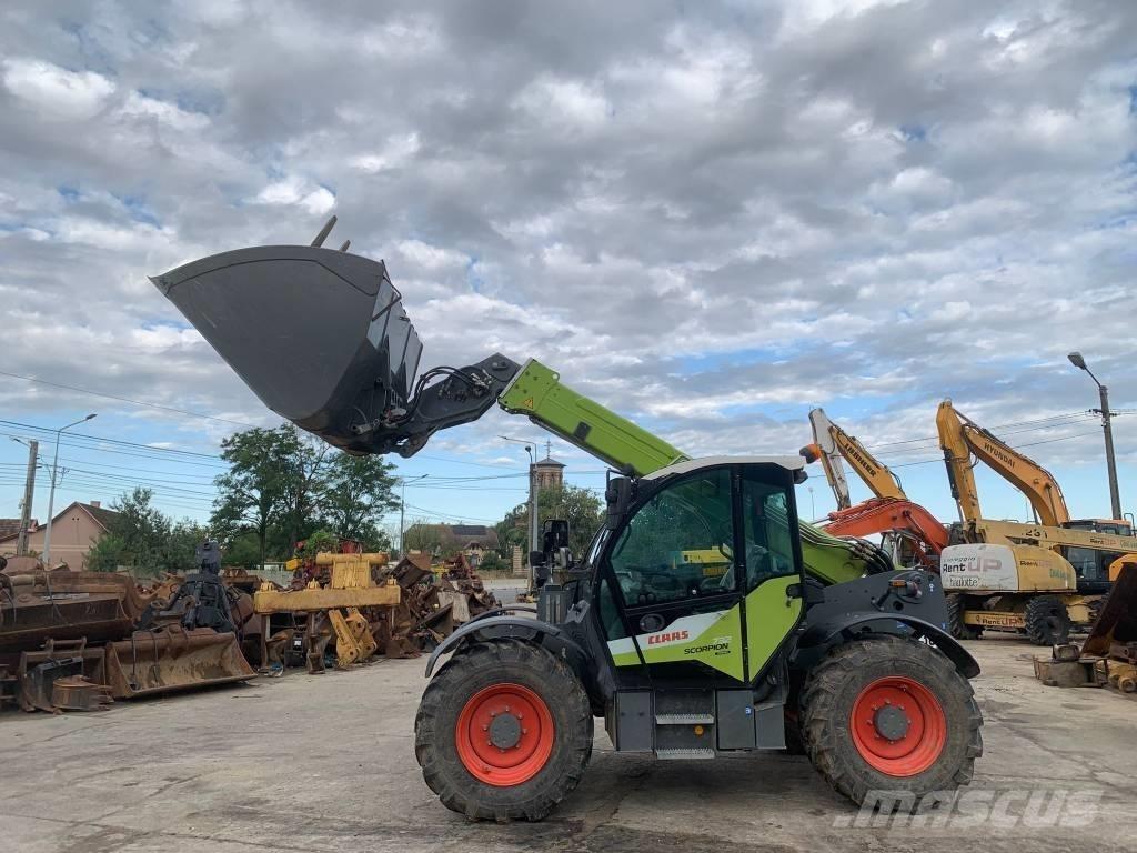CLAAS Scorpion 732 Teleskopické nakladače pre poľnohospodárstvo