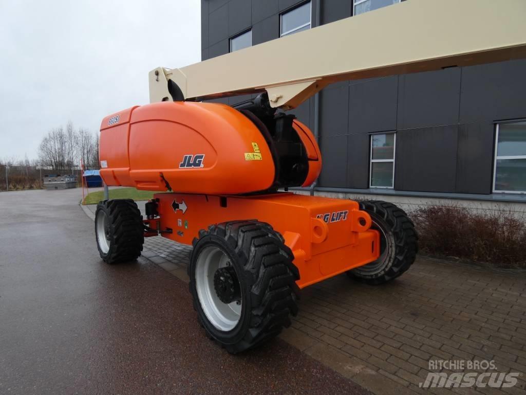 JLG 860 SJ Bomlift Kĺbové plošiny