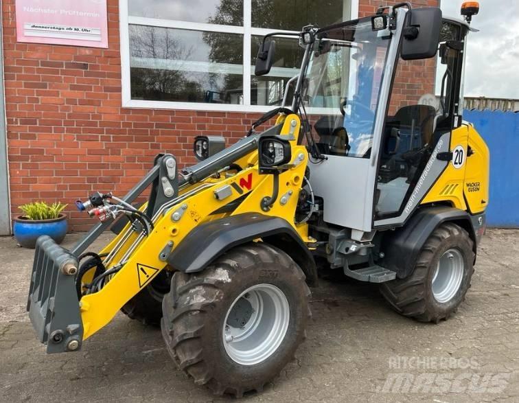 Wacker Neuson WL 28 Kolesové nakladače