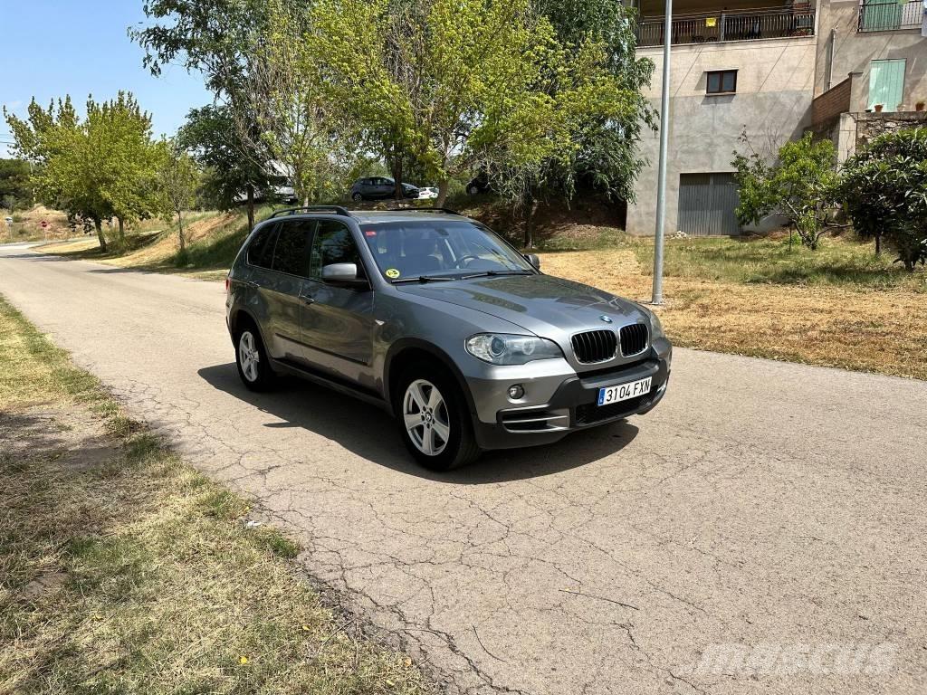BMW X5 3.0D Automobily