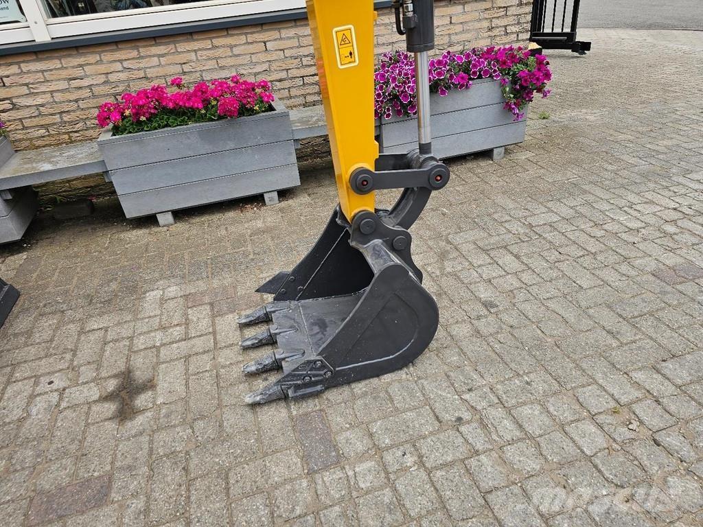 XCMG XE27U Mini rýpadlá < 7t