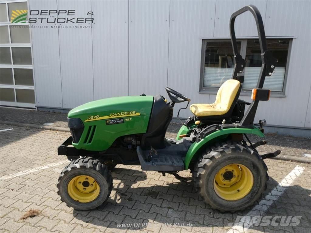 John Deere 2320 Kompaktné traktory