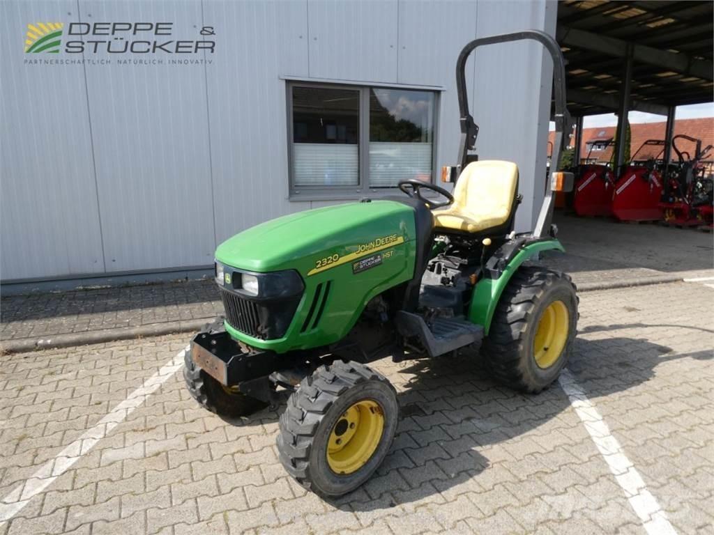 John Deere 2320 Kompaktné traktory
