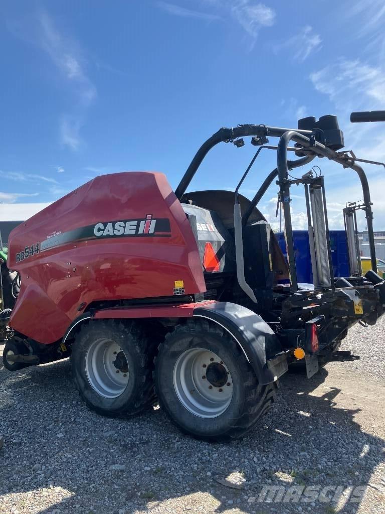 Case IH RB 544 Lisy na okrúhle balíky