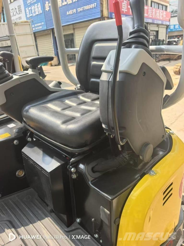 Wacker Neuson EZ 20 Pásové rýpadlá