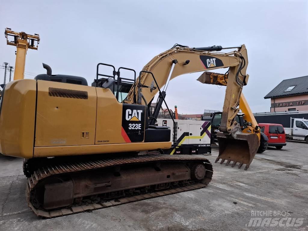 CAT 323 EL Pásové rýpadlá