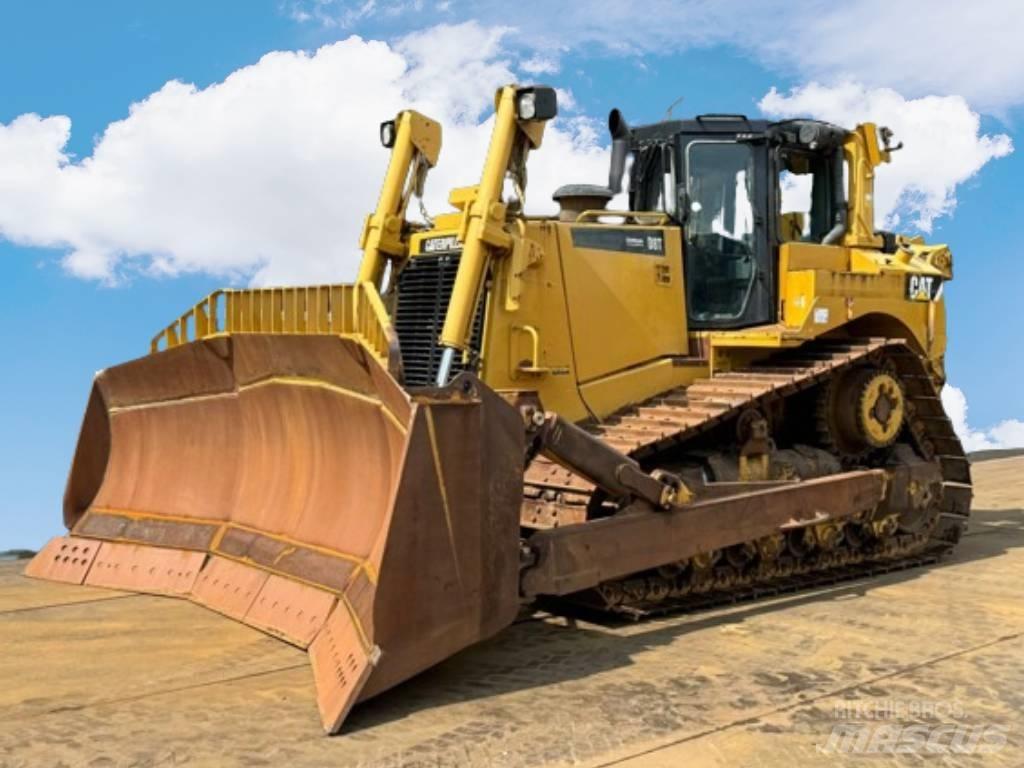 CAT D 8 T Pásové dozéry