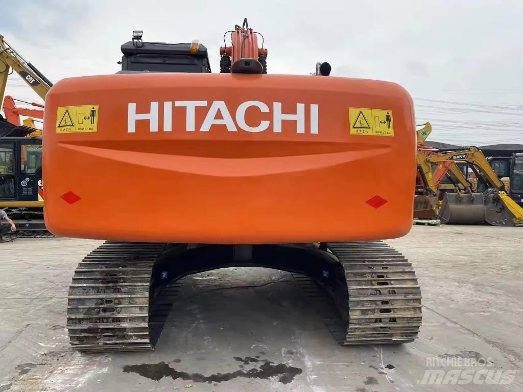 Hitachi ZX 200 Pásové rýpadlá