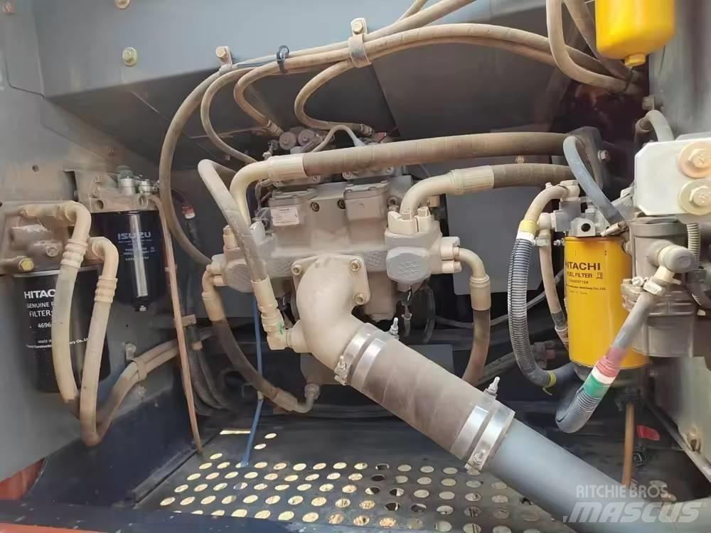 Hitachi ZX 200 Pásové rýpadlá