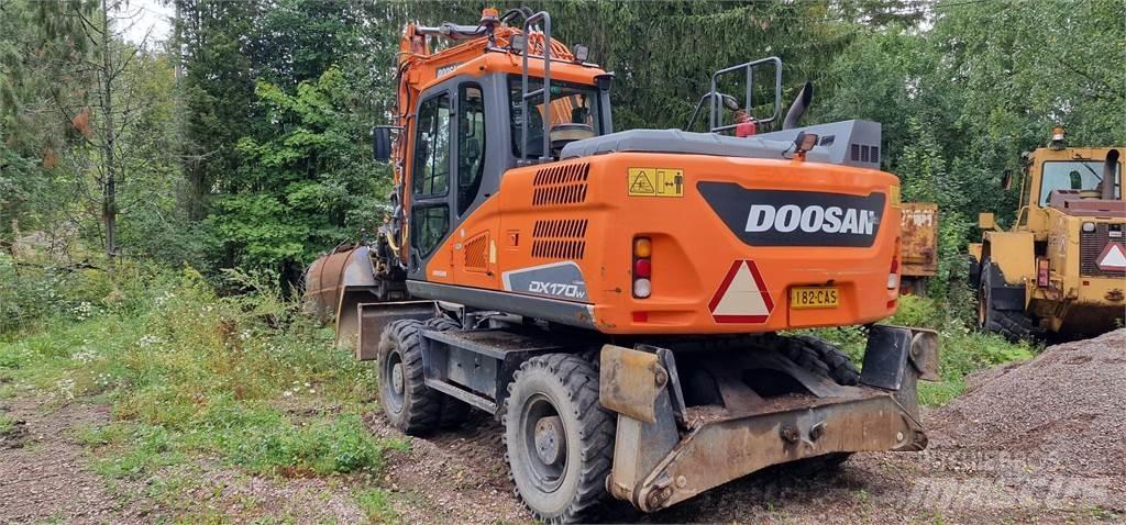 Doosan DX170W Kolesové rýpadlá