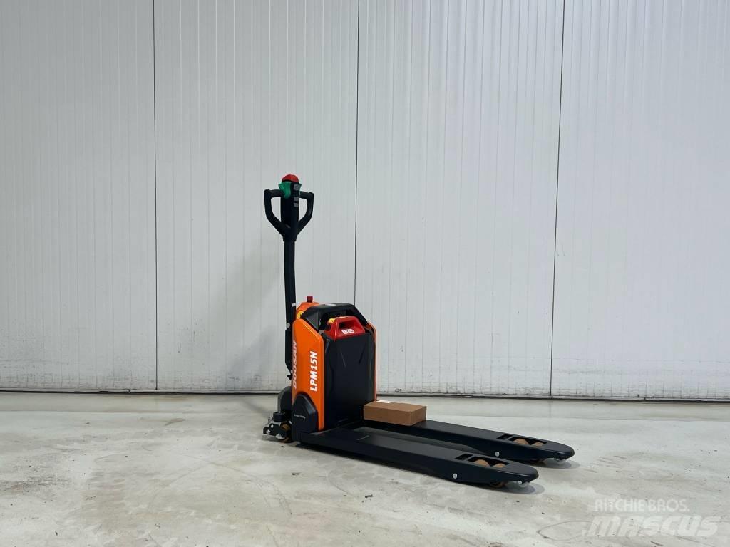 Doosan LPM15N-7 Nízkozdvižný vozík