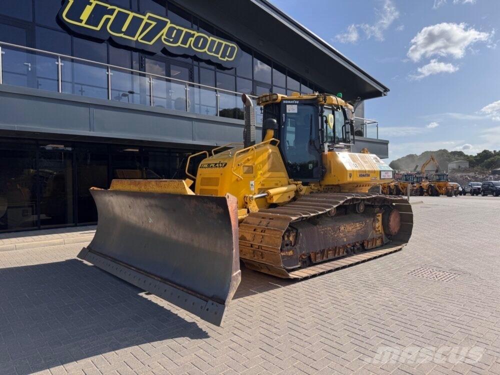 Komatsu D71 PXi-24EO Pásové dozéry