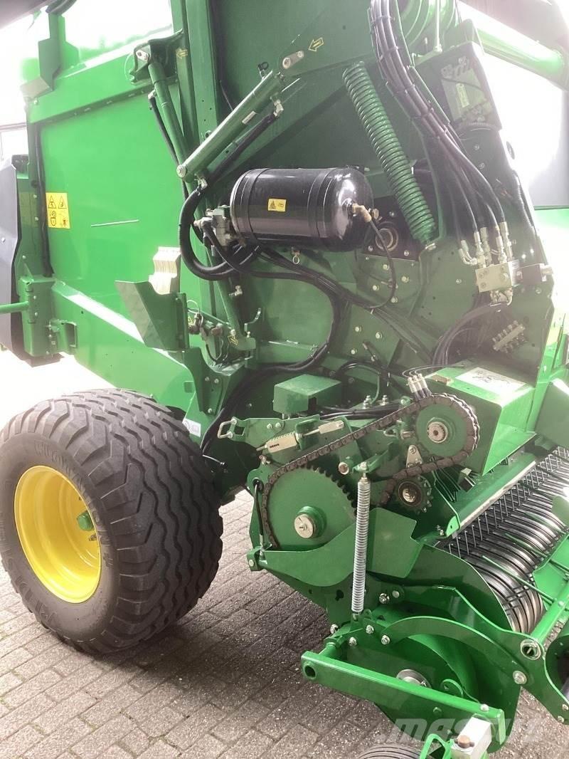 John Deere V461M Lisy na okrúhle balíky
