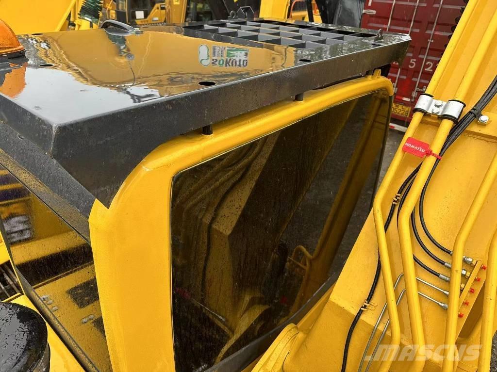 Komatsu PC 200 Pásové rýpadlá