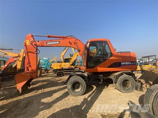 Doosan DH150 Pásové rýpadlá
