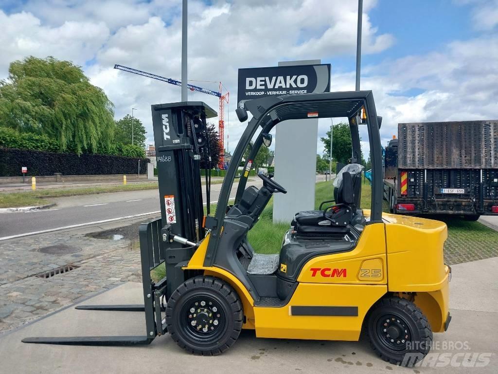TCM FD25 E2  (*NEW) Dieselové vozíky