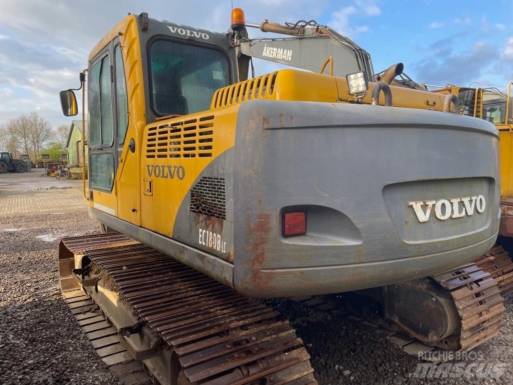 Volvo EC180B Pásové rýpadlá