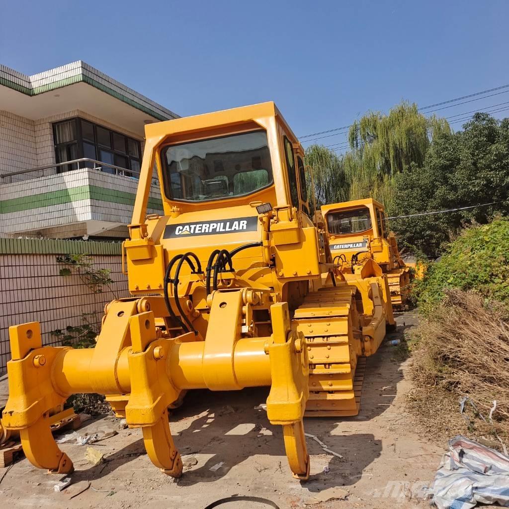 CAT D 7 G Pásové dozéry
