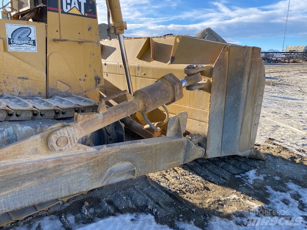 CAT D9L Pásové dozéry