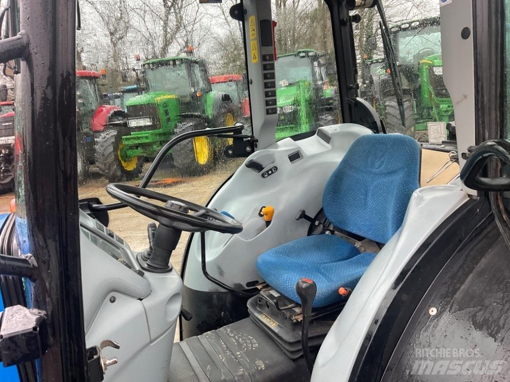 New Holland T 4.85 Traktory