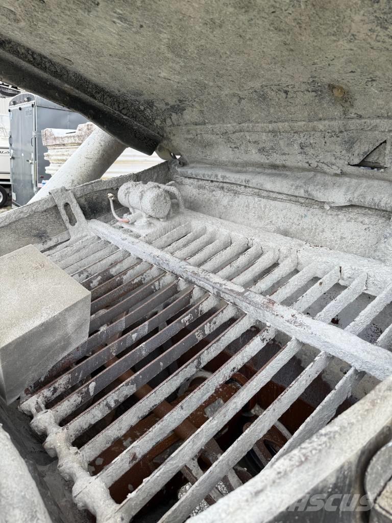 Putzmeister 38Z Nákladné autá s čerpadlami betónu