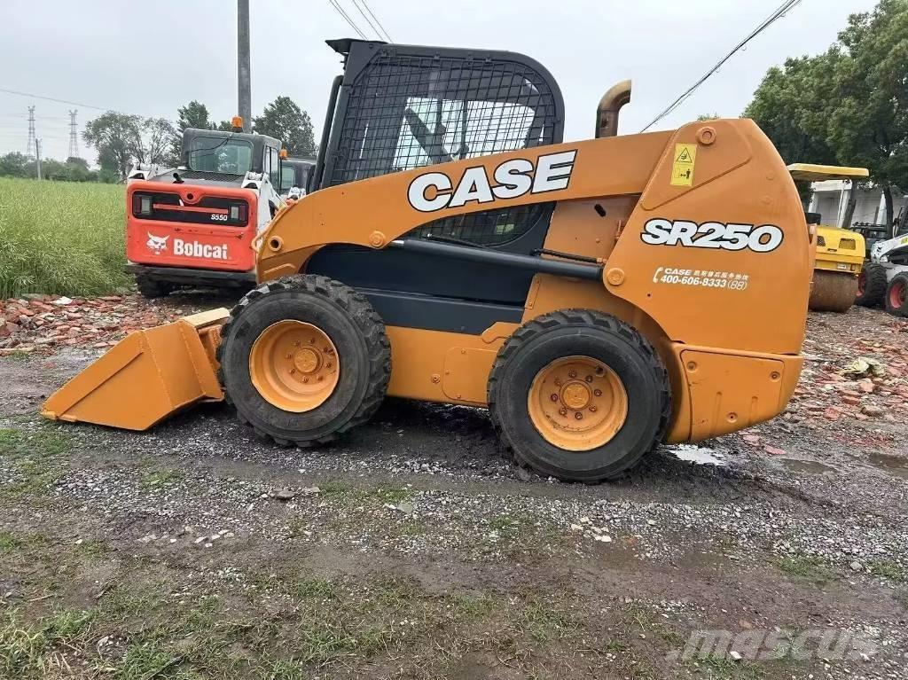 CASE SR 250 Šmykom riadené nakladače