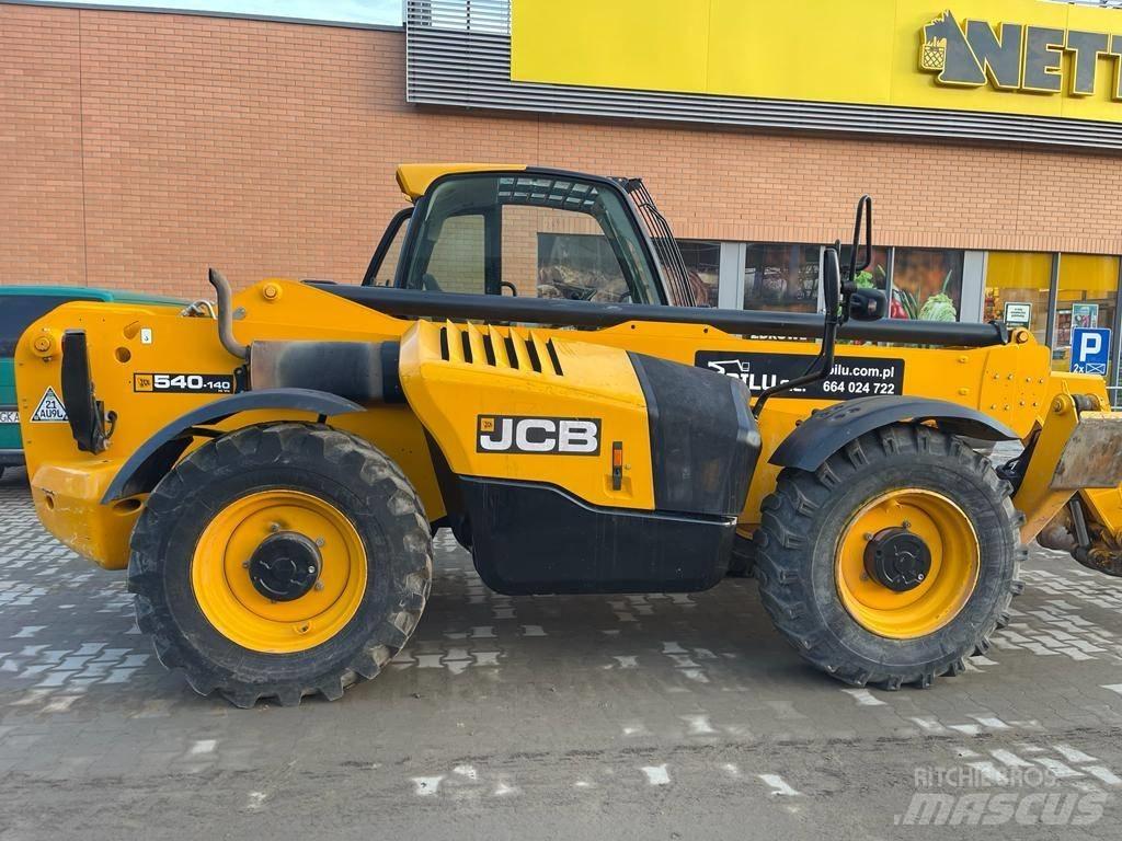 JCB 540-140 Teleskopické manipulátory