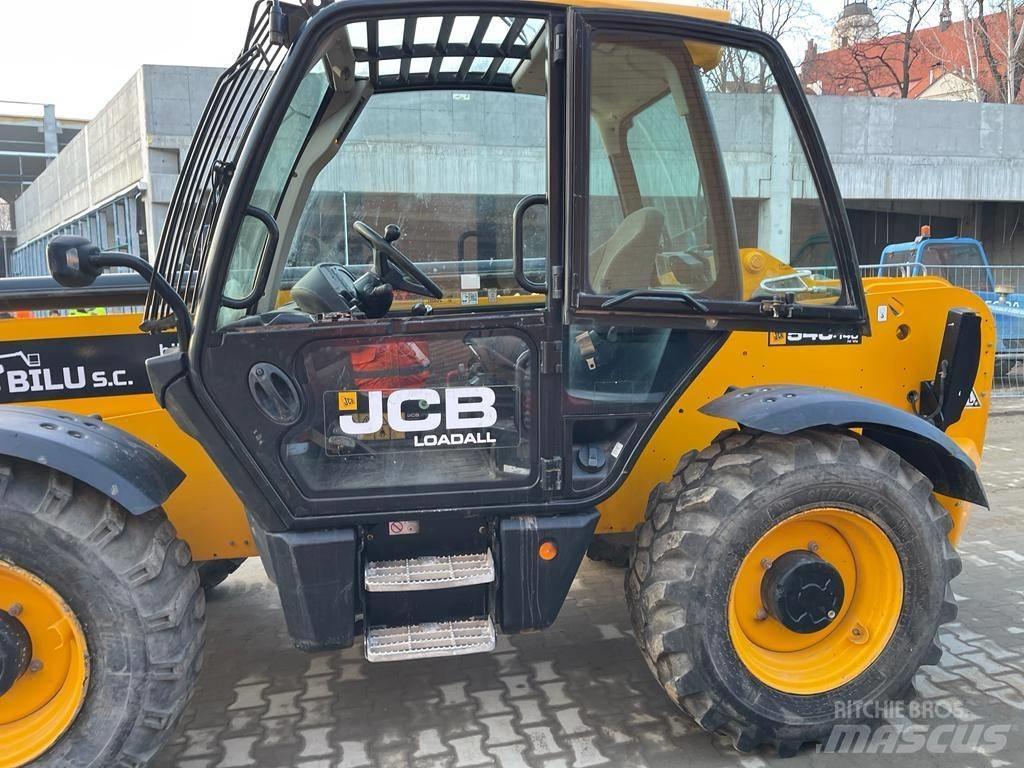 JCB 540-140 Teleskopické manipulátory