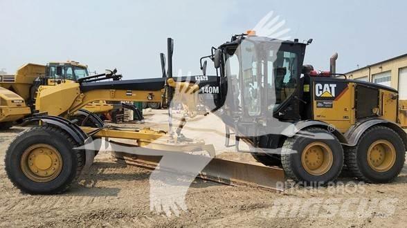 CAT 140M AWD Grejdery