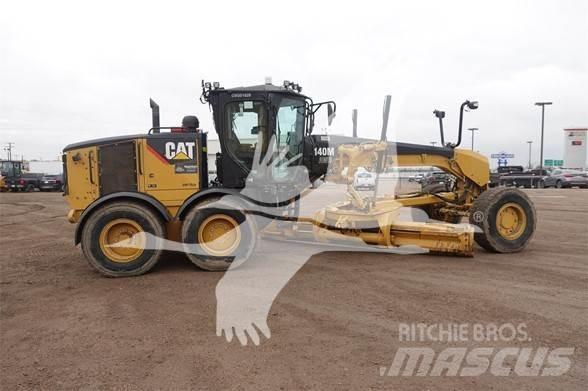 CAT 140M AWD Grejdery