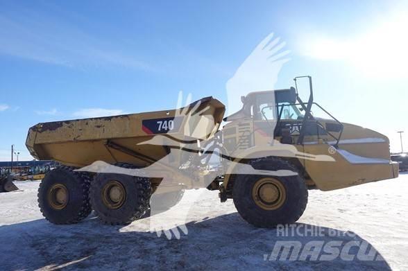 CAT 740 Kĺbové nákladné autá