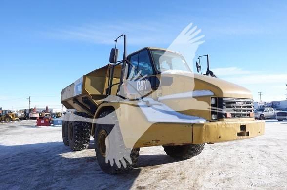 CAT 740 Kĺbové nákladné autá
