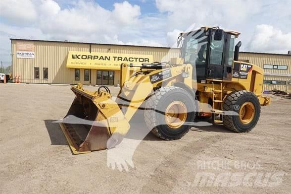 CAT 928H Kolesové nakladače