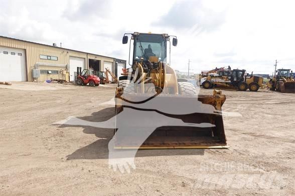 CAT 928H Kolesové nakladače